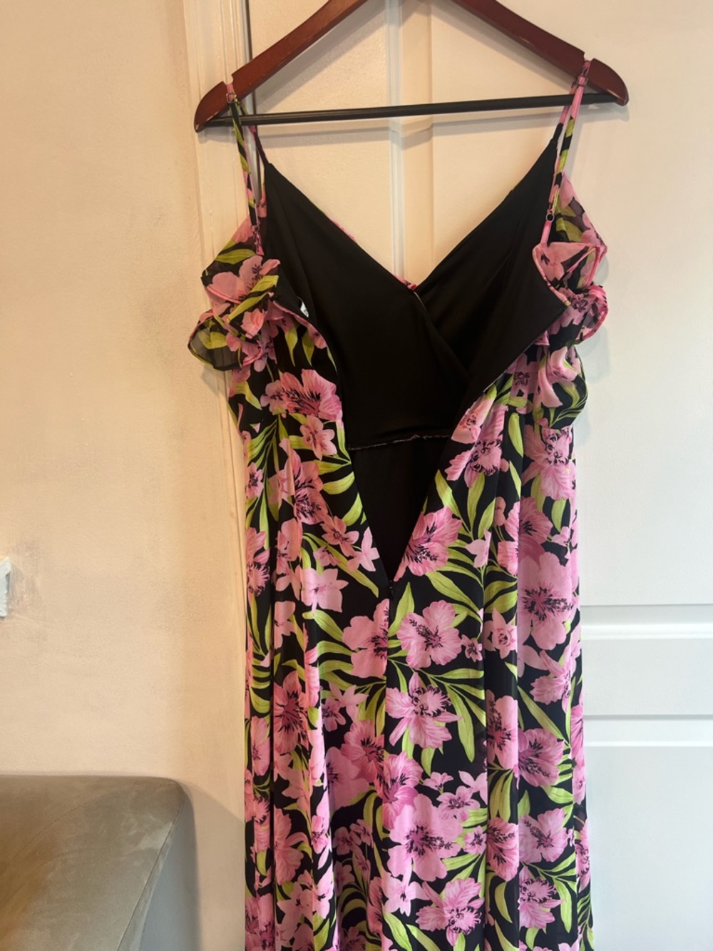 Bar III Maxi Dress with Pink Floral Print szM - Picture 8 of 15